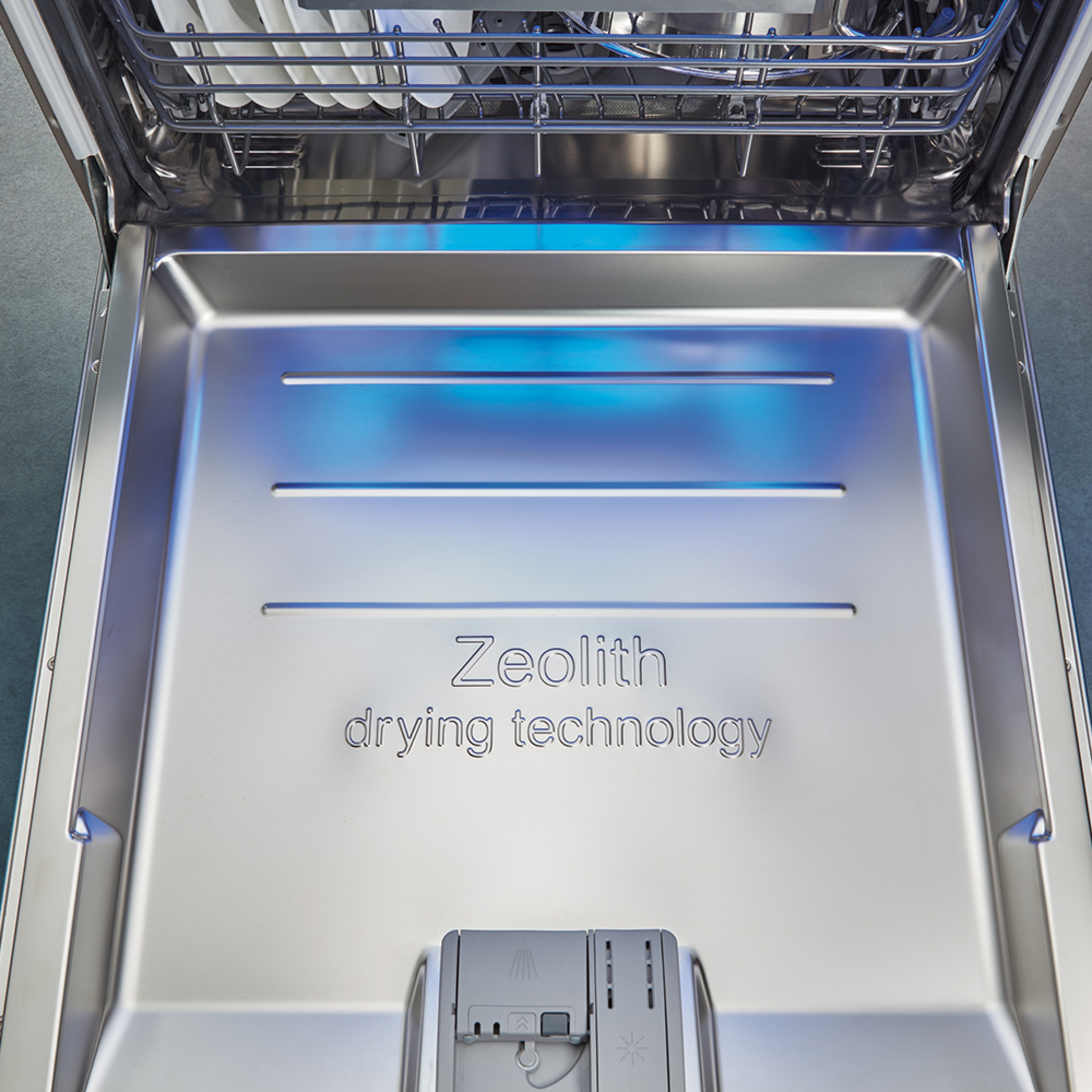 Zeolith Trocknen – Für glänzende Spülergebnisse bei Elektro-Hein GmbH & Co. KG in Oberviechtach