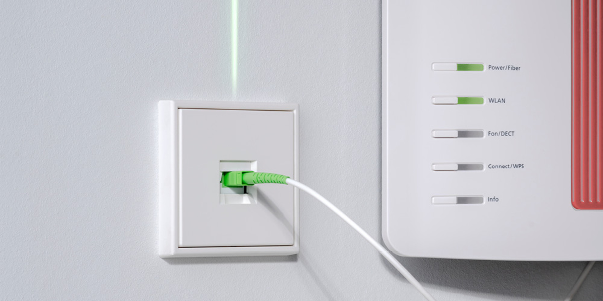 Die neuen Glasfaser-Anschlussdosen bei Elektro-Hein GmbH & Co. KG in Oberviechtach
