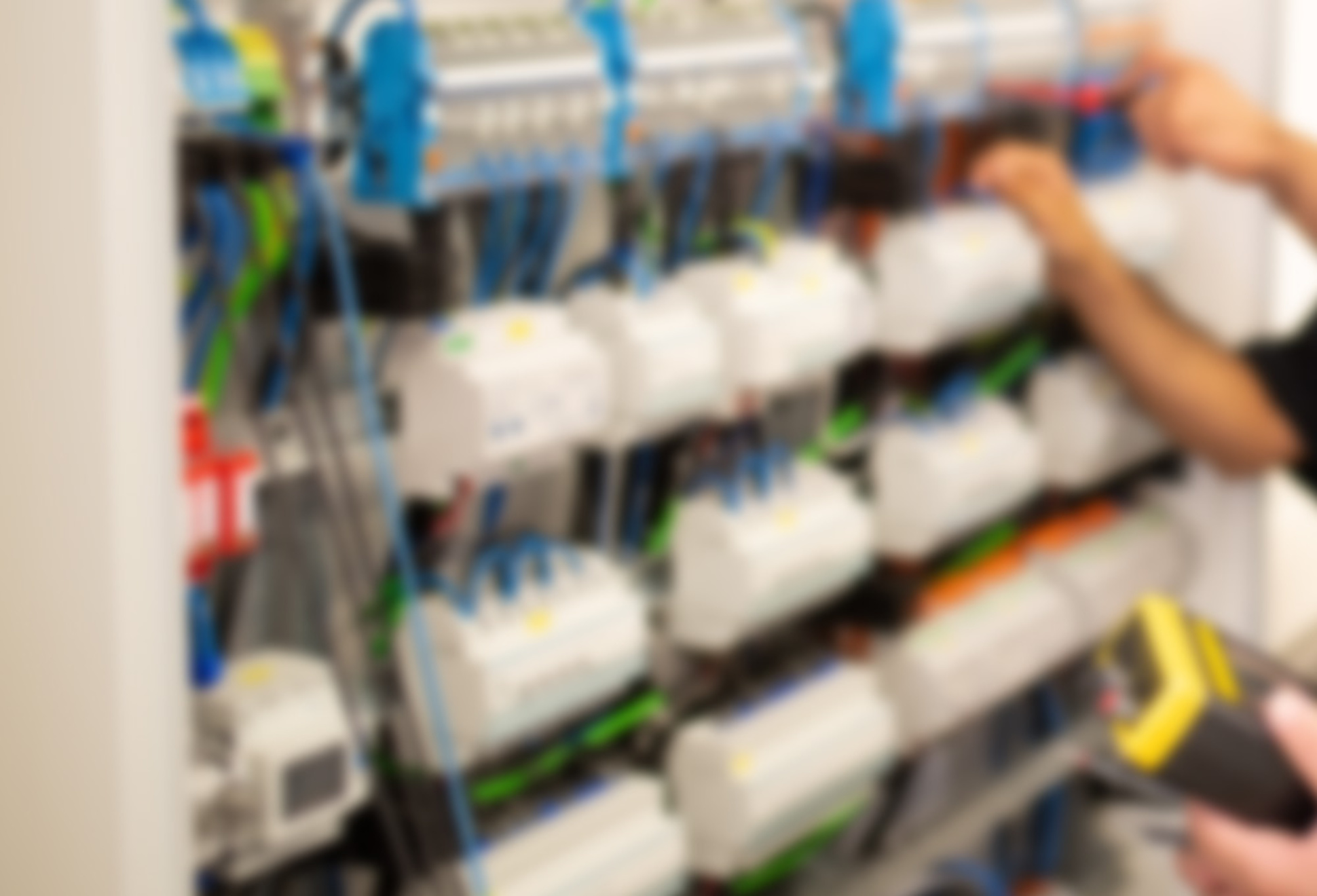 Schalt­anlagen­bau bei Elektro-Hein GmbH & Co. KG in Oberviechtach